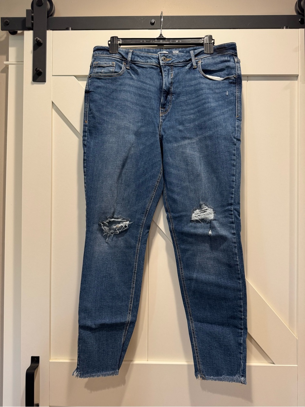 Old Navy Women's Blue Skinny Distressed Jeans